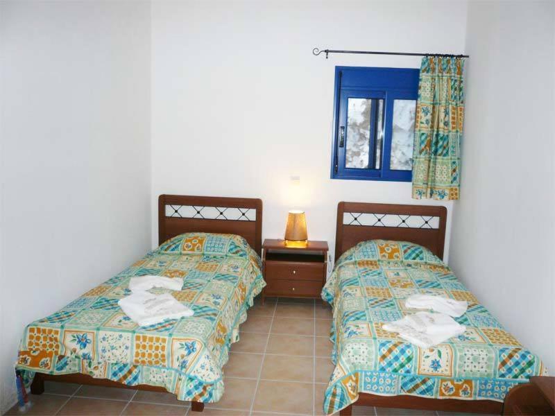 Kionia Apartments Kerames Стая снимка